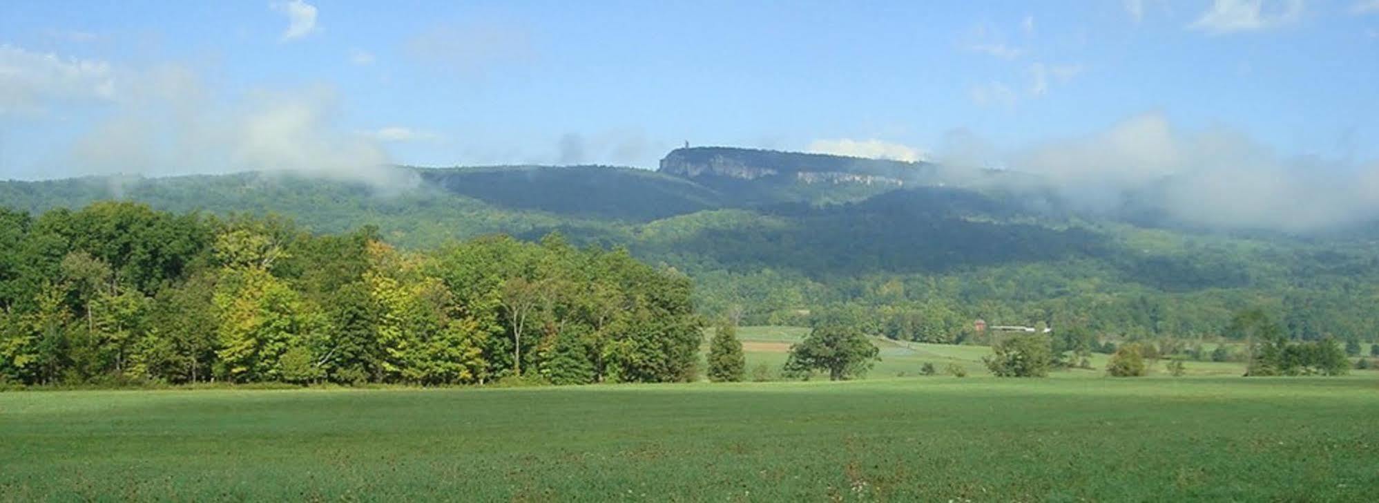 Hampton Inn By Hilton New Paltz, Ny Εξωτερικό φωτογραφία