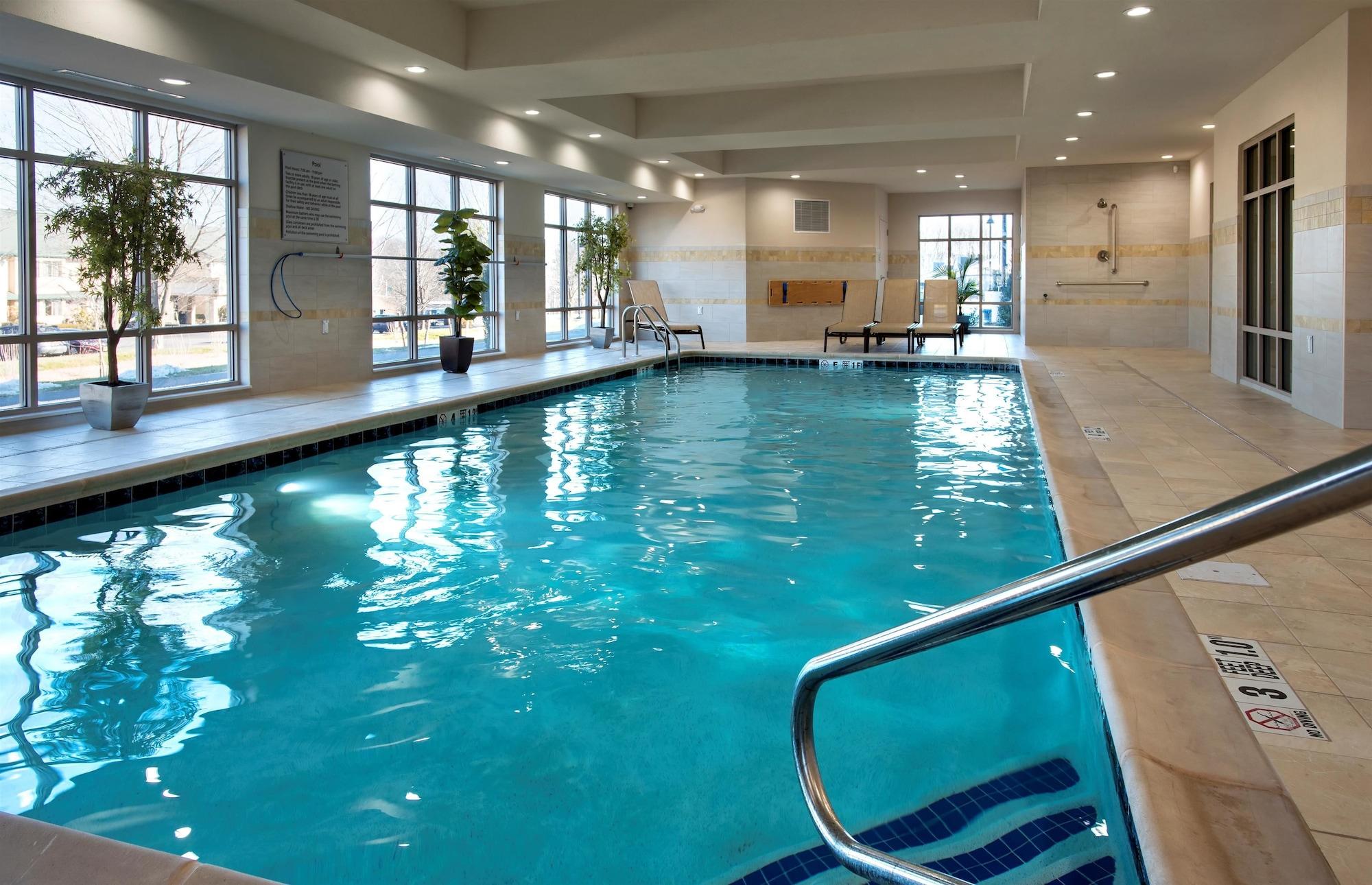 Hampton Inn By Hilton New Paltz, Ny Εξωτερικό φωτογραφία